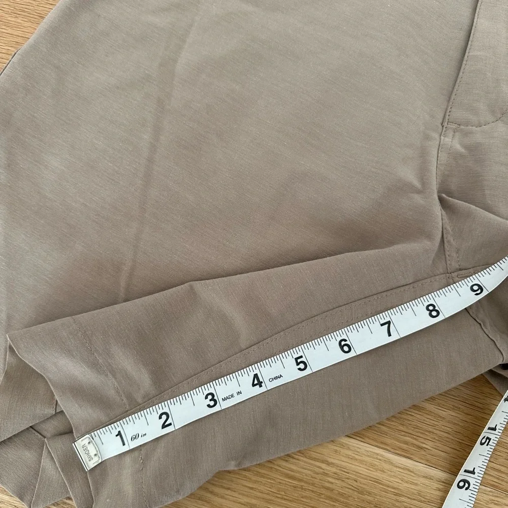Faherty Tan Flat Front Shorts 33